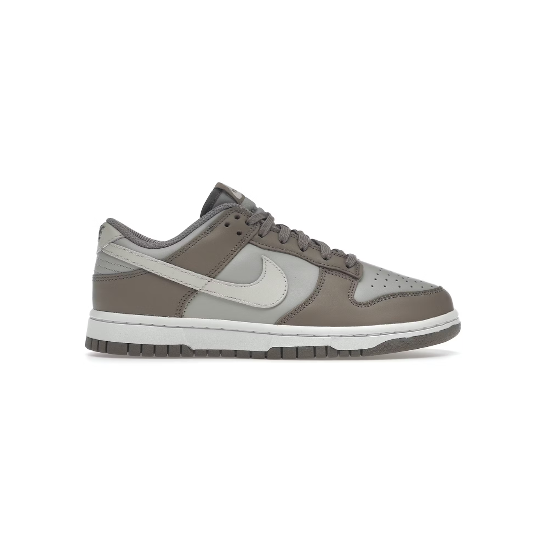 Nike Dunk Low Bone Beige (W)